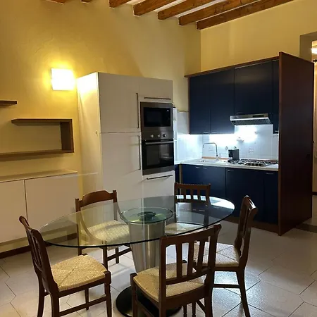 Johnny 4 * ベルガモ